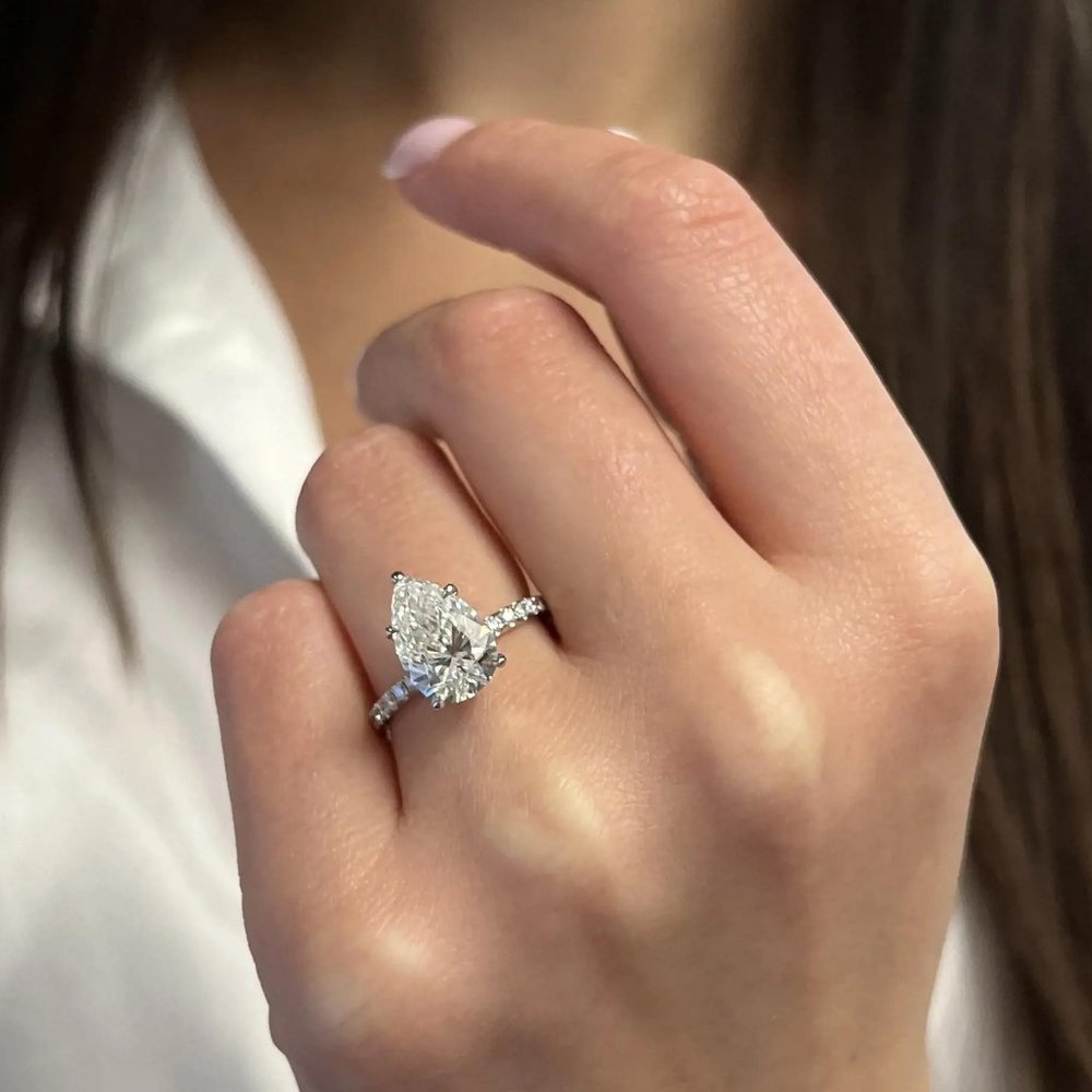 3.01Ctts Pear Shape Lab Grown & Natural Diamond Engagement Ring 18K White Gold